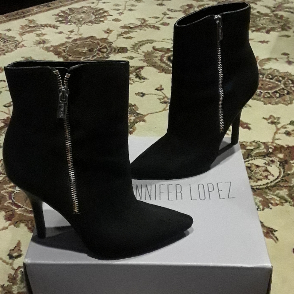 Jennifer Lopez Suede Leather Boots